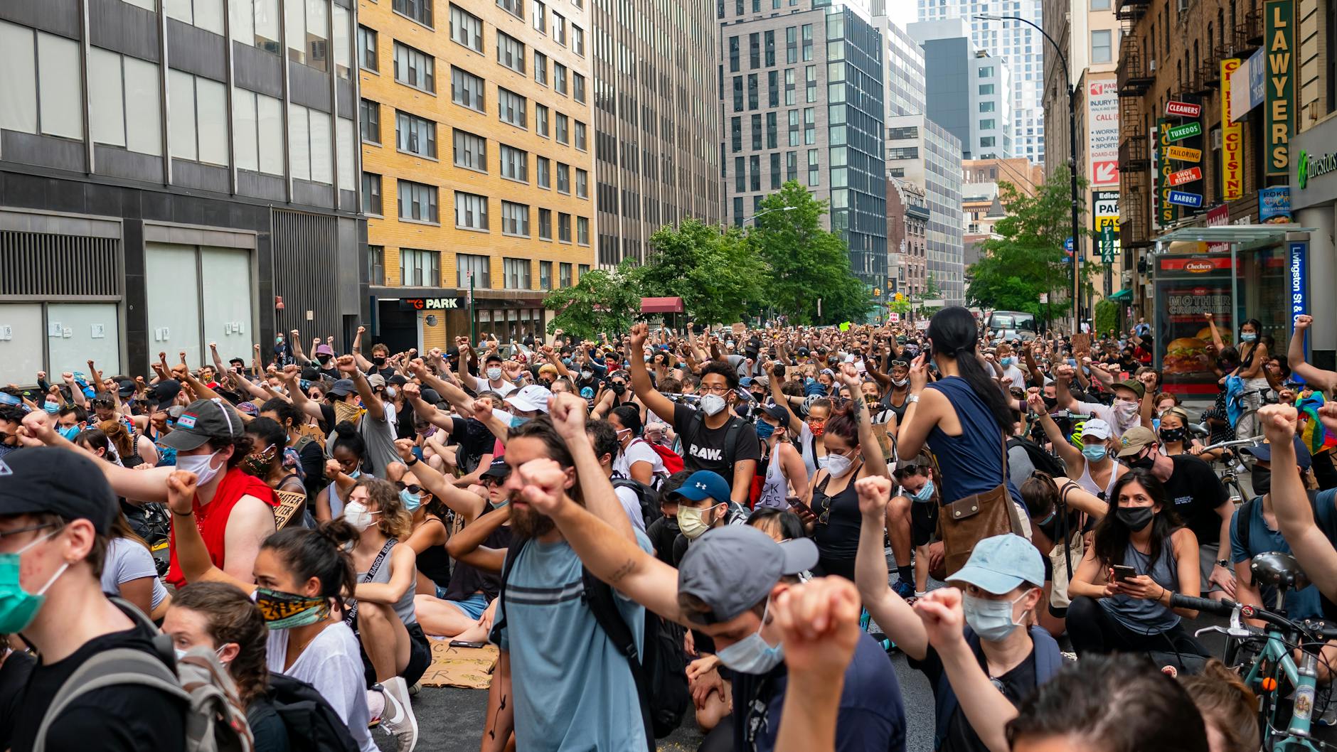 “Serbia Protests Persist” – The Interfaith Intrepid