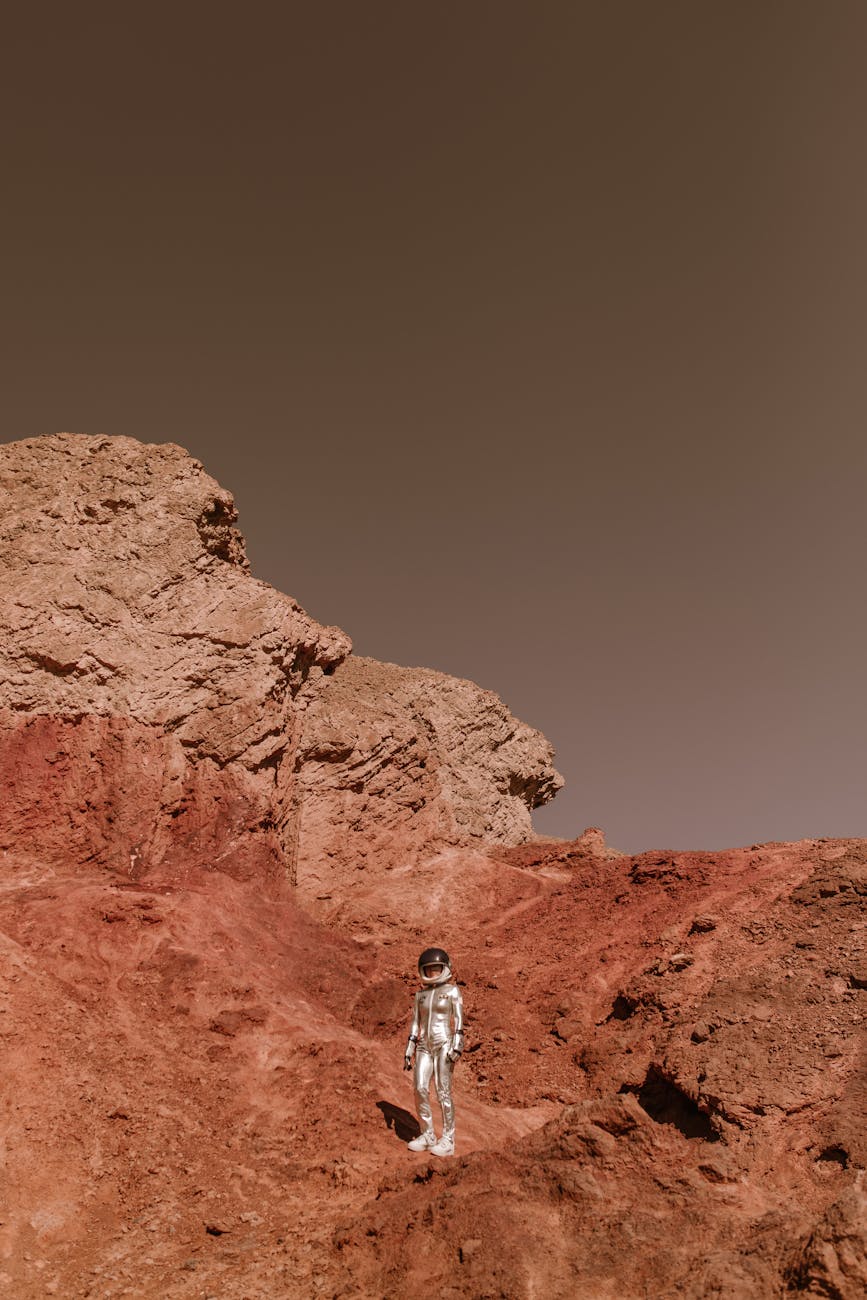 Surviving the Storm: How The Martian Could Foreshadow Interstellar’s Dust-Choked Earth